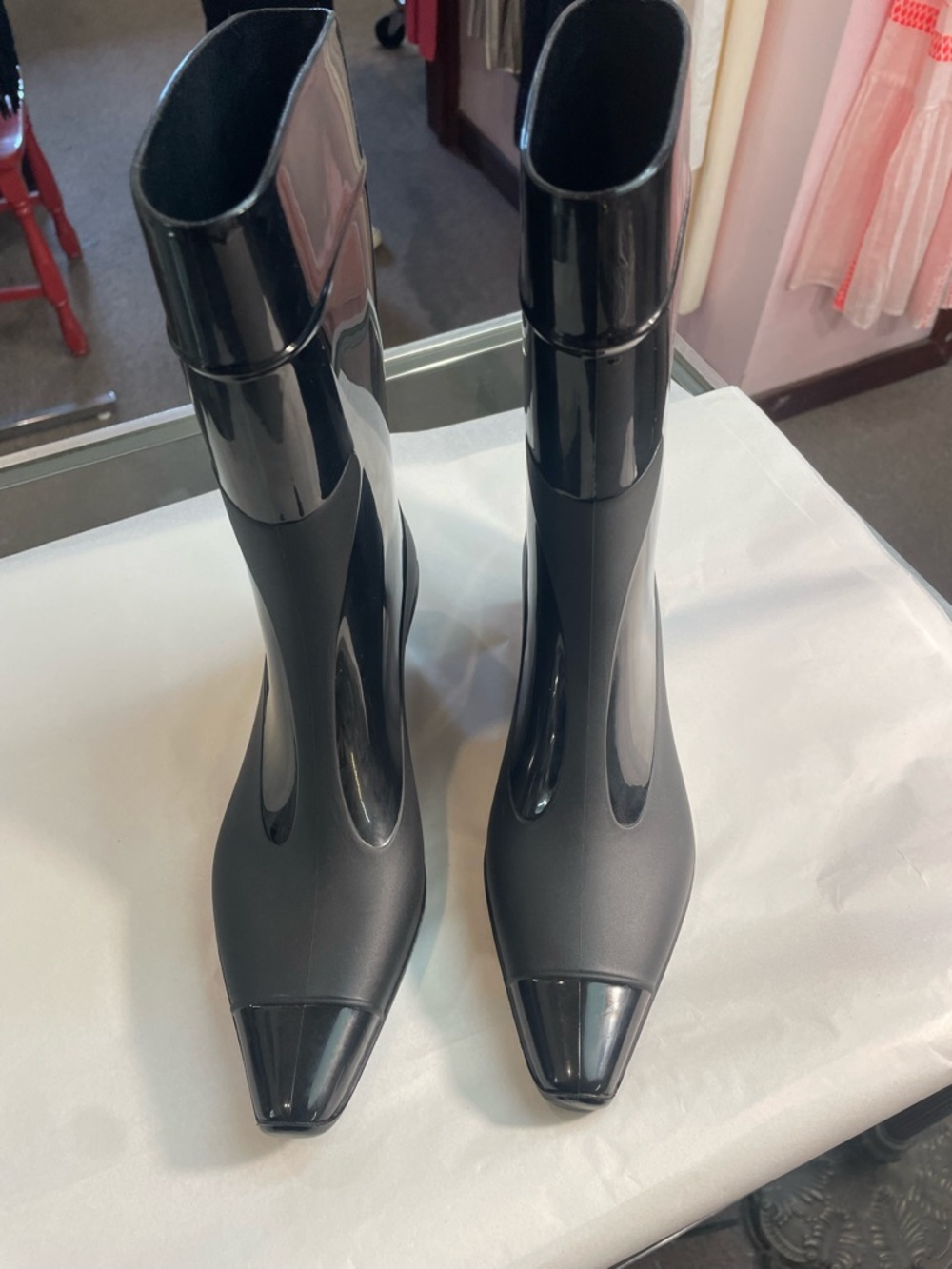 Boycott those red states 🤩Jeffrey Campbell Black Glossy rain boots